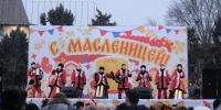 Праздник Масленицы в Астрахани собрал 2500 человек - Астрахань 24