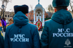 Сотрудники астраханского МЧС почтили память защитников Отечества
