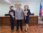 В следственном управлении СК России по Астраханской области поздравили сотрудниц с Международным женским днем
