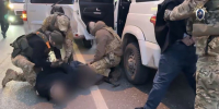 При силовой поддержке Росгвардии в Астрахани задержаны сотрудники правоохранительных органов за превышение должностных полномочий - Росгвардия