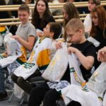 Юные астраханские спортсмены получили новые комплекты формы в рамках благотворительной программы ДоброFON компании FONBET