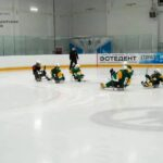 Астраханские детские команды по адаптивному хоккею получили новую защитную экипировку