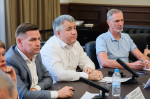 Глава кабмина Астраханской области провел встречу с руководителями политических фракций
