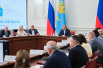 Губернатор Игорь Бабушкин поручил усилить контроль за обеспечением астраханцев льготными лекарствами