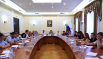 Глава Астрахани намерен  исключить слепые зоны в охране городских школ