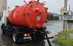 В Астрахани коммунальщики вышли на откачку воды