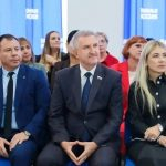 Максим Карташов поздравил работников дошкольного образования